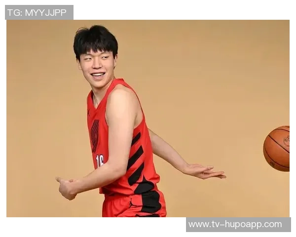 杨瀚森分享防守库里经验教练组指导我调整站位策略