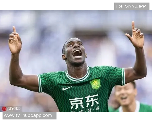 国安下赛季外援布局解析后腰边路引援及斯帕达万法比奥的角色展望