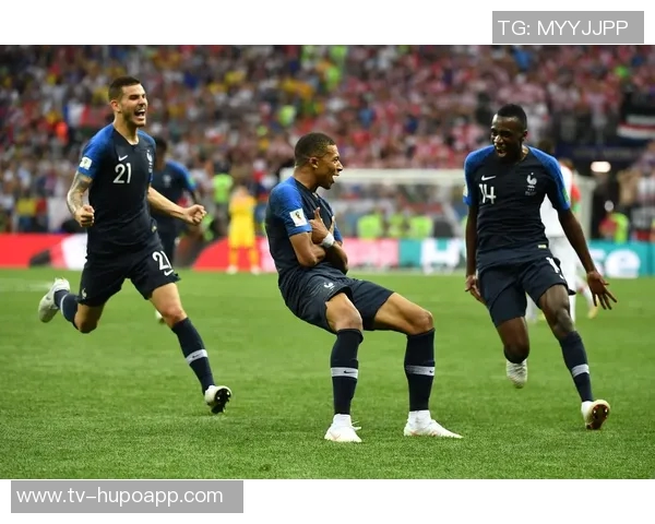 三年前世界杯决赛回顾法国队重温姆巴佩进球庆祝瞬间